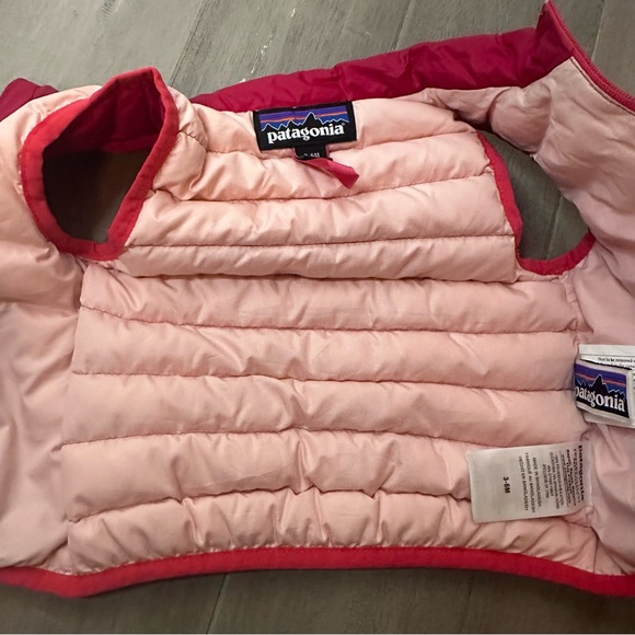Patagonia Baby Down Sweater Vest Size 3-6 months - Picture 5 of 11